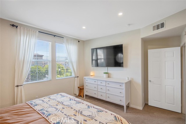 Detail Gallery Image 26 of 49 For 243 Riverdale Ct #431,  Camarillo,  CA 93010 - 3 Beds | 2/1 Baths