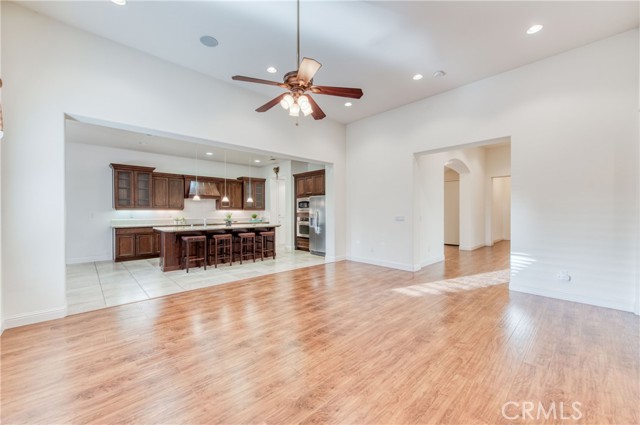 Detail Gallery Image 16 of 35 For 1624 N Chesterfield Ln, Clovis,  CA 93619 - 4 Beds | 2/1 Baths