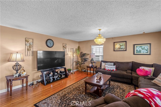 Detail Gallery Image 3 of 37 For 11402 Excelsior, Norwalk,  CA 90650 - 3 Beds | 2 Baths