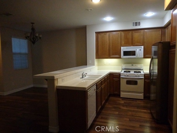 Detail Gallery Image 11 of 20 For 7748 Hess Pl #1,  Rancho Cucamonga,  CA 91739 - 3 Beds | 2/1 Baths