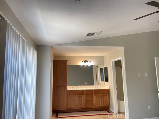 Detail Gallery Image 16 of 22 For 1510 Orange Ave #504,  Redlands,  CA 92373 - 2 Beds | 2/1 Baths