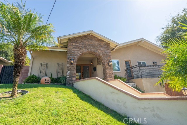 Image 4 of 31 For 9434 Mclennan Avenue