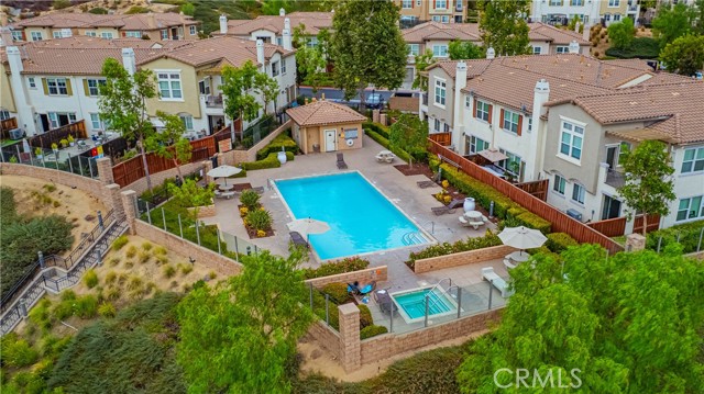 Detail Gallery Image 33 of 38 For 15636 Vista Way #104,  Lake Elsinore,  CA 92532 - 3 Beds | 2/1 Baths