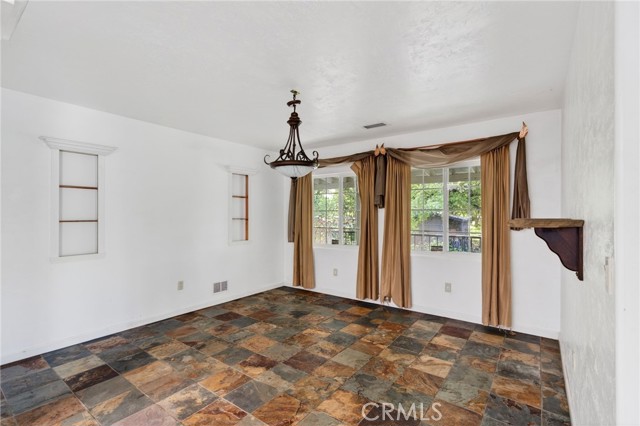 Image 10 of 39 For 7365 Old Highway 53