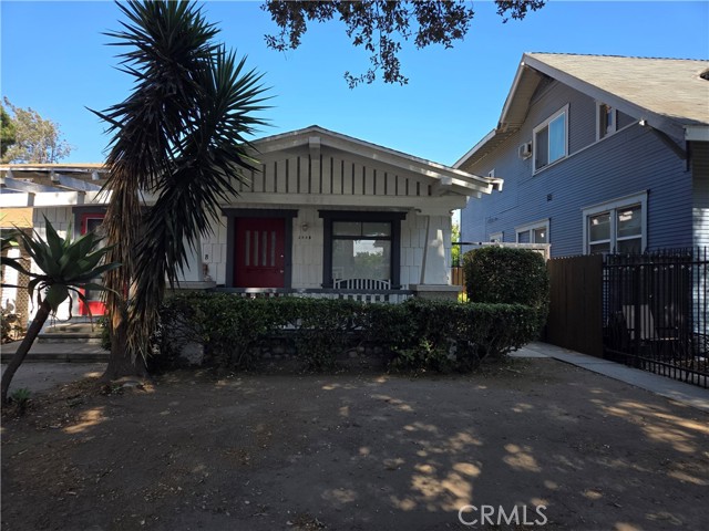 Detail Gallery Image 1 of 44 For 209 S Birch St #B,  Santa Ana,  CA 92701 - 1 Beds | 1 Baths