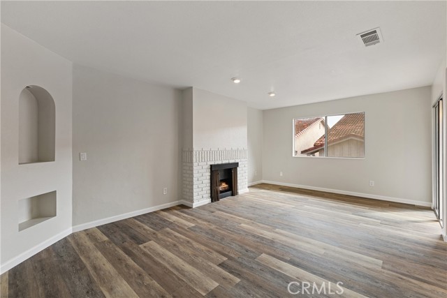 Detail Gallery Image 13 of 32 For 2352 Altisma #4,  Carlsbad,  CA 92009 - 2 Beds | 1/1 Baths