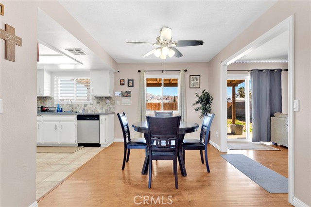 Detail Gallery Image 8 of 40 For 13493 Mesquite Rd, Apple Valley,  CA 92308 - 3 Beds | 2 Baths