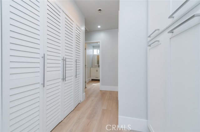 Detail Gallery Image 21 of 31 For 5212 Noble Ave, Sherman Oaks,  CA 91411 - 3 Beds | 2 Baths