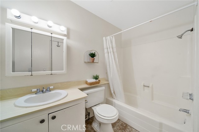 Detail Gallery Image 18 of 31 For 762 Smokewood Ln, San Dimas,  CA 91773 - 3 Beds | 2/1 Baths