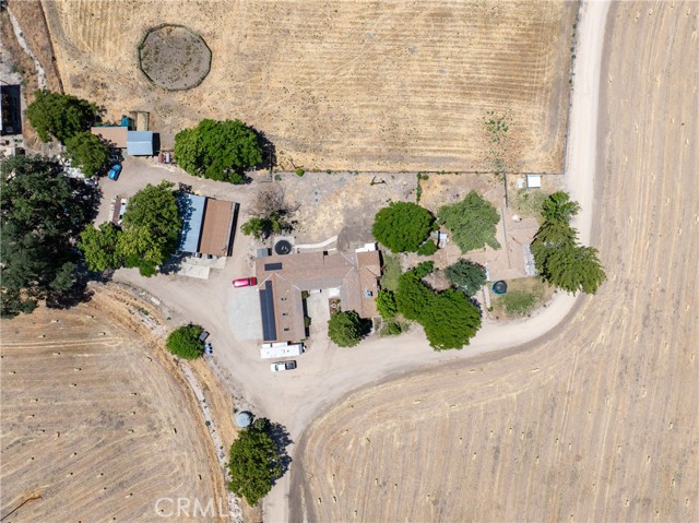 Detail Gallery Image 7 of 33 For 5275 Camp 8 Rd, Paso Robles,  CA 93446 - 12 Beds | 7/1 Baths