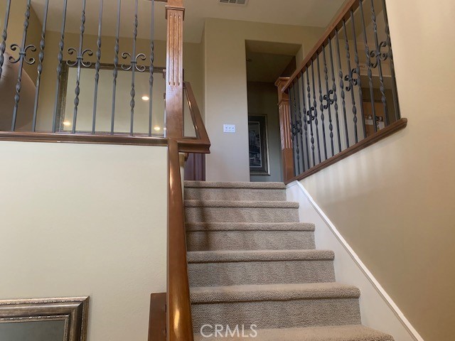 Detail Gallery Image 21 of 48 For 17130 Silver Moon Ct, Riverside,  CA 92503 - 3 Beds | 3/1 Baths