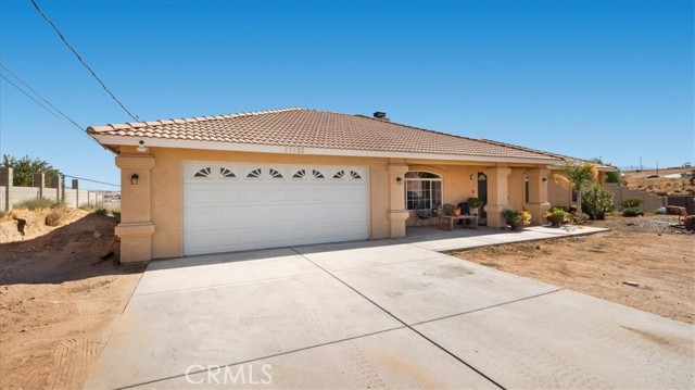 Detail Gallery Image 2 of 27 For 11133 E Ave, Hesperia,  CA 92345 - 4 Beds | 2 Baths