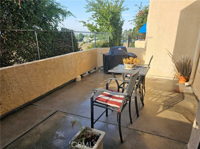 Detail Gallery Image 12 of 13 For 2265 Bradford Ave #415,  Highland,  CA 92346 - 1 Beds | 1 Baths