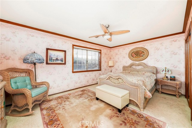 41504 Mission Drive, Palmdale CA: https://media.crmls.org/medias/7b2a1381-2da7-4808-9576-c44b42bafab0.jpg