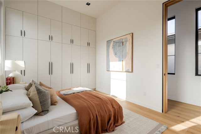 Detail Gallery Image 44 of 72 For 11826 Kling St, Valley Village,  CA 91607 - 6 Beds | 5/1 Baths