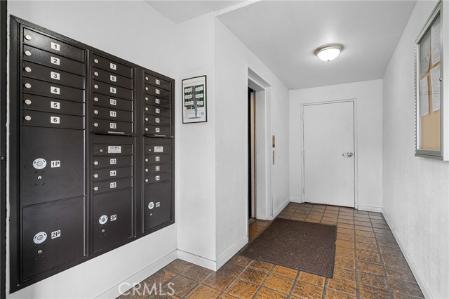 254 E Fern Avenue, Redlands CA: https://media.crmls.org/medias/7b2b8c2b-2de6-47a4-b4f6-de094ca9f753.jpg