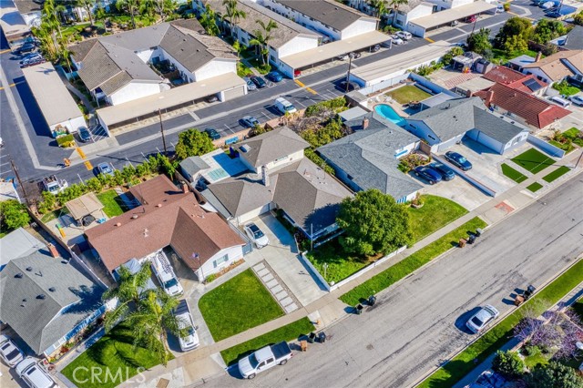 Detail Gallery Image 2 of 32 For 12162 Fieldgate, Garden Grove,  CA 92841 - 4 Beds | 3 Baths