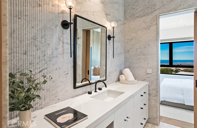 53 Montecito, Corona del Mar CA: https://media.crmls.org/medias/7b2cc48f-3e27-413b-b225-86711d978042.jpg