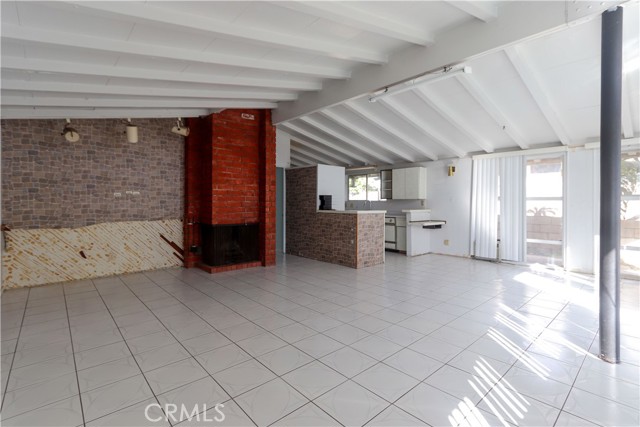 Detail Gallery Image 5 of 24 For 9682 Hillview, Anaheim,  CA 92804 - 4 Beds | 2 Baths