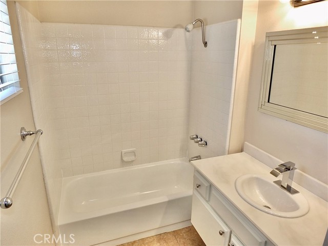35 Bawley Street, Laguna Niguel CA: https://media.crmls.org/medias/7b2d37e4-4ce3-498f-b01a-dafbd6f477ca.jpg