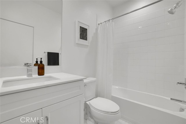 Detail Gallery Image 20 of 22 For 318 Bridgewater #7,  Gardena,  CA 90247 - 3 Beds | 2/1 Baths