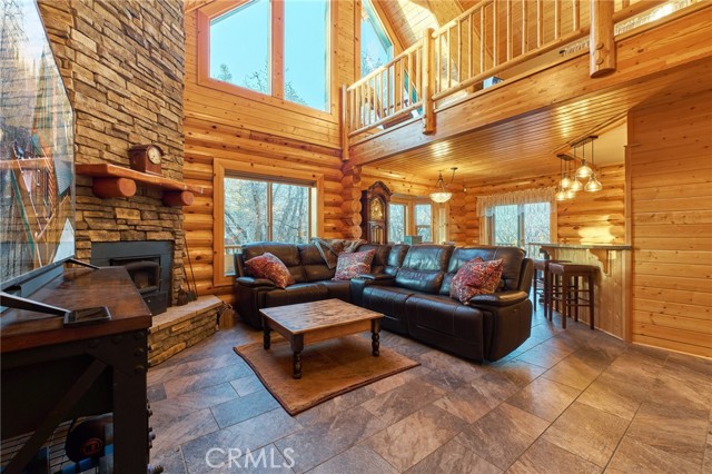 Detail Gallery Image 7 of 57 For 654 Villa Grove Dr, Big Bear City,  CA 92314 - 3 Beds | 2 Baths