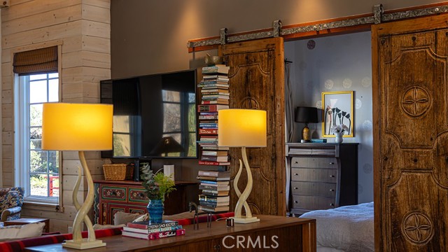 Detail Gallery Image 5 of 22 For 154 Hughes Dr, Camarillo,  CA 93010 - 3 Beds | 2 Baths