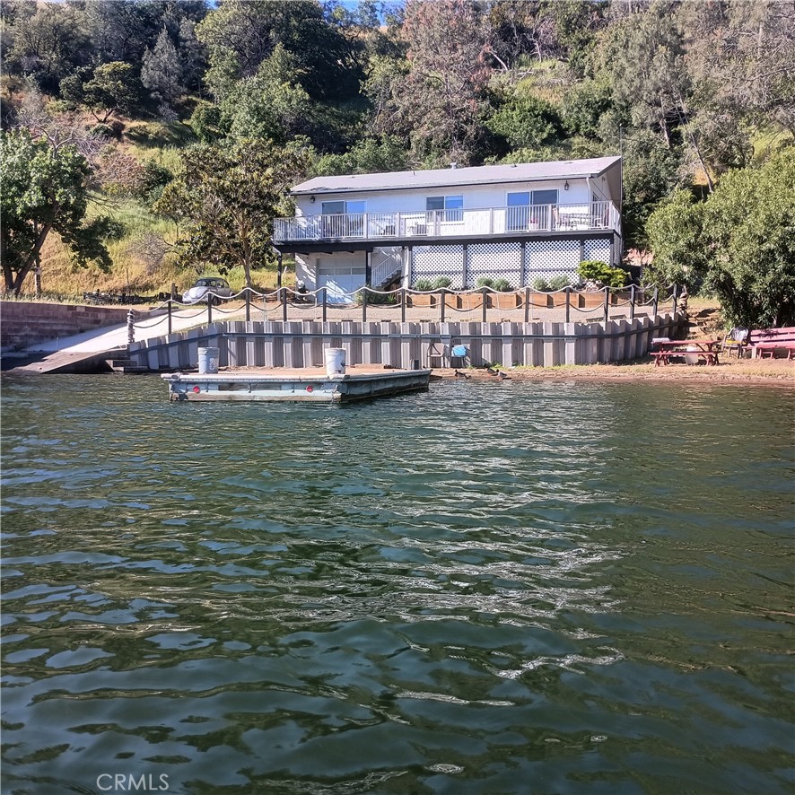 10098 Crestview Drive