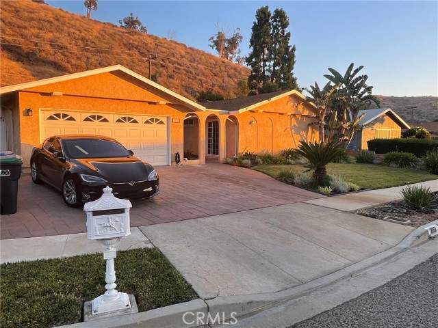 Detail Gallery Image 1 of 29 For 2958 Rosette St, Simi Valley,  CA 93065 - 4 Beds | 2 Baths