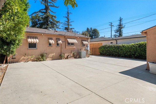 Detail Gallery Image 20 of 21 For 5623 Cedros Ave, Sherman Oaks,  CA 91411 - 3 Beds | 1 Baths