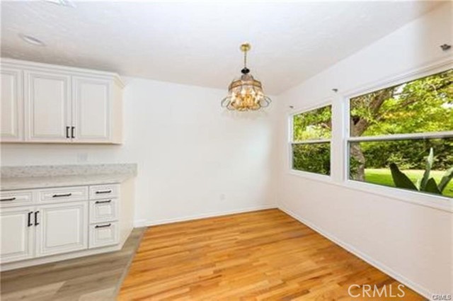 Detail Gallery Image 7 of 31 For 15853 Romar, Granada Hills,  CA 91343 - 3 Beds | 2 Baths