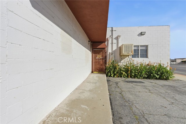  Commercial for Sale in Compton, California