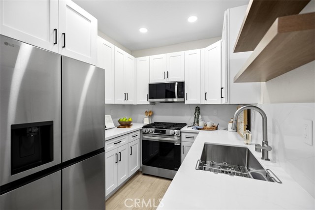 Detail Gallery Image 13 of 27 For 17191 Corbina #110,  Huntington Beach,  CA 92649 - 1 Beds | 1 Baths