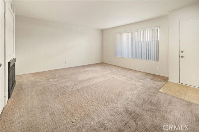 Detail Gallery Image 10 of 34 For 5461 Newcastle Ave #8,  Encino,  CA 91316 - 2 Beds | 2/1 Baths