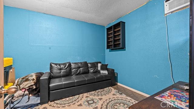 Detail Gallery Image 13 of 22 For 8110 Millergrove Dr, Whittier,  CA 90606 - 3 Beds | 1 Baths