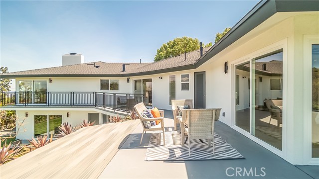27333 Rainbow Ridge Road, Palos Verdes Peninsula, California 90274, 4 Bedrooms Bedrooms, ,3 BathroomsBathrooms,Residential,Sold,Rainbow Ridge,SB22081661