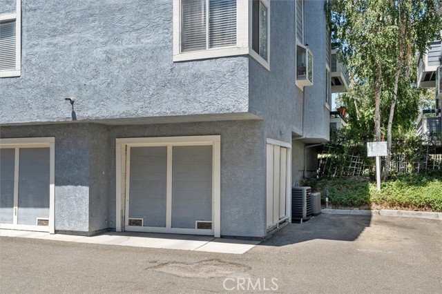 Detail Gallery Image 17 of 21 For 26972 Flo Ln #306,  Canyon Country,  CA 91351 - 3 Beds | 2 Baths