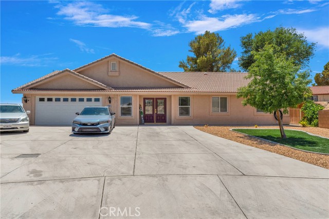 14665 Echo Lane, Helendale CA: https://media.crmls.org/medias/7b32f5e6-99bf-40a3-bcd3-9a56bec4c41a.jpg