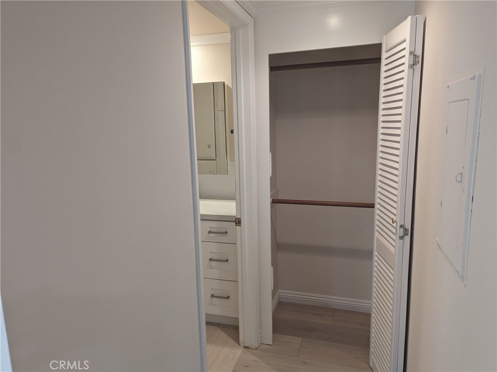 https://media.crmls.org/medias/7b3345ca-eaa1-48a1-ae85-18bad89b2810.jpg?preset=X-Large
