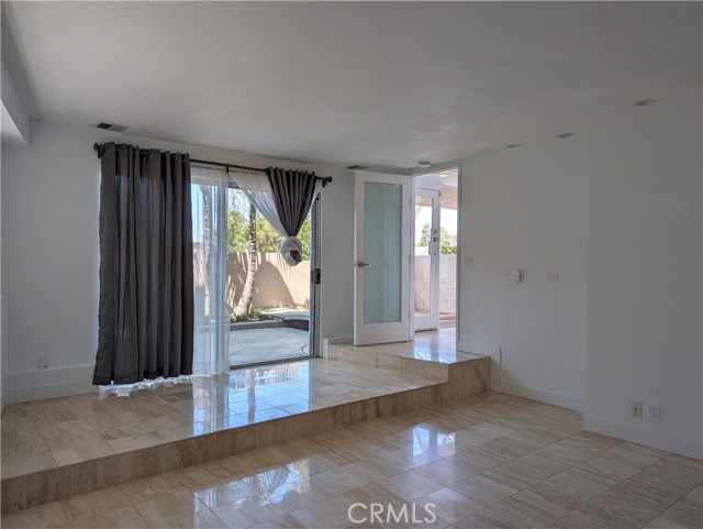 Detail Gallery Image 5 of 34 For 253 Vista Del Parque, Redondo Beach,  CA 90277 - 5 Beds | 3 Baths