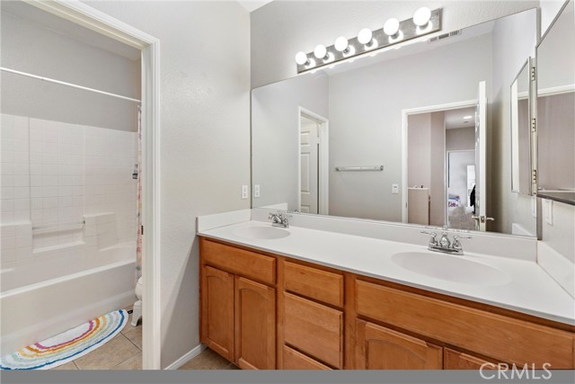 Detail Gallery Image 18 of 34 For 15415 Park Point Ave #102,  Lake Elsinore,  CA 92532 - 3 Beds | 2 Baths