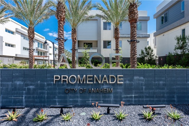 1851 S Union St, Anaheim CA: https://media.crmls.org/medias/7b348761-4997-49f2-a120-b0306e2f240c.jpg
