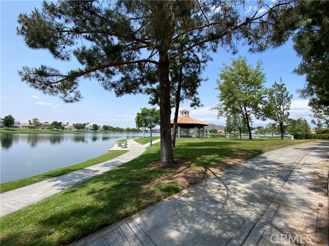 28562 Brige Water Lane, Menifee CA: https://media.crmls.org/medias/7b35a891-7f53-45dc-9ba5-9821a84a6024.jpg