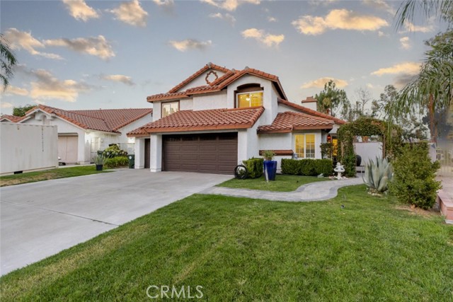 25010 Foxtail Court, Stevenson Ranch CA: https://media.crmls.org/medias/7b35fe44-e1f3-4c76-8226-9084556e0628.jpg