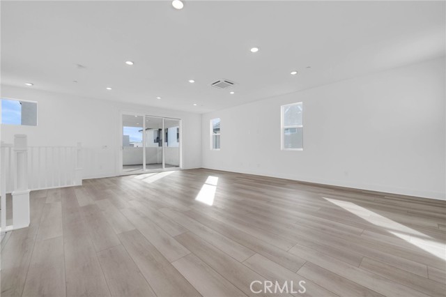 27216 Coyote Bush Court, Valencia CA: https://media.crmls.org/medias/7b366a2b-3481-4881-8fbe-b4ce1184d671.jpg