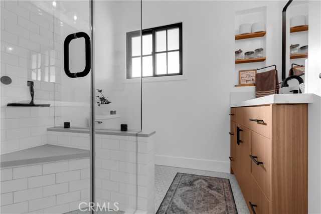 Detail Gallery Image 16 of 38 For 11432 Sophia Ave, Granada Hills,  CA 91344 - 3 Beds | 2 Baths