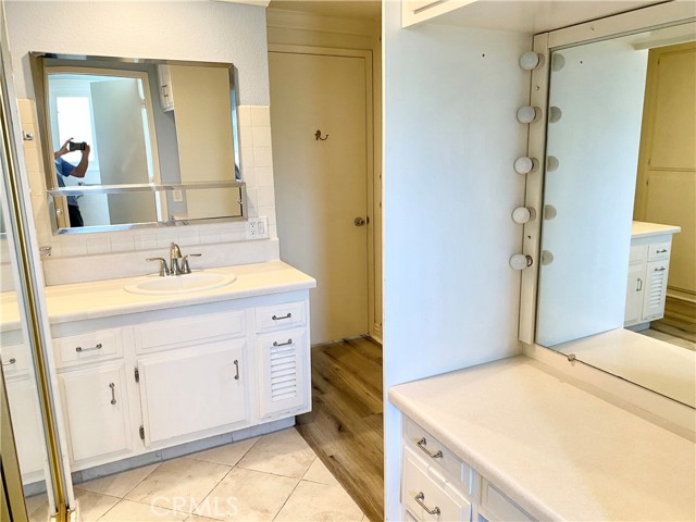 Detail Gallery Image 4 of 25 For 957 Calle Aragon #Q,  Laguna Woods,  CA 92637 - 2 Beds | 2 Baths