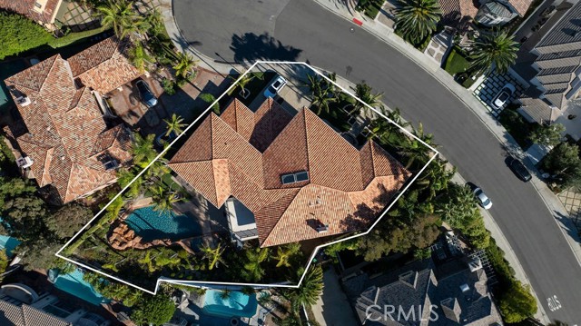5 Ebony Glade, Laguna Niguel CA: https://media.crmls.org/medias/7b37191a-21f9-400e-972f-a0809c22ac2c.jpg