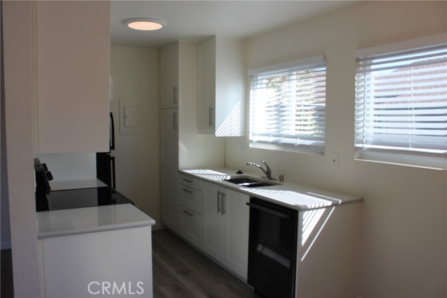 Detail Gallery Image 10 of 20 For 23294 Orange Avenue #6,  Lake Forest,  CA 92630 - 1 Beds | 1 Baths