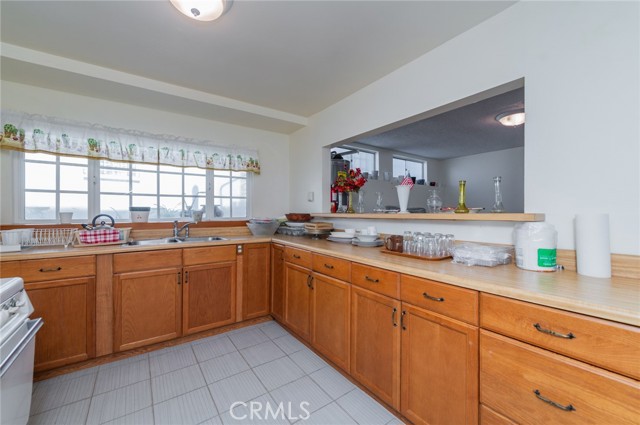  Commercial for Sale in Santa Monica, California